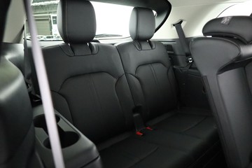 https://dvg-vehicle-assets.s3.amazonaws.com/C002588/94w6lab5xb68hmn3aaiwuah7r.jpg