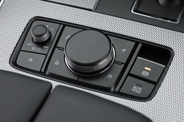 https://dvg-vehicle-assets.s3.amazonaws.com/C002589/231yp0hsgvjs5j0ftdp3d54iz.jpg
