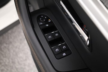 https://dvg-vehicle-assets.s3.amazonaws.com/C002609/alcn5lj9s4aswd457a4lx8pmg.jpg
