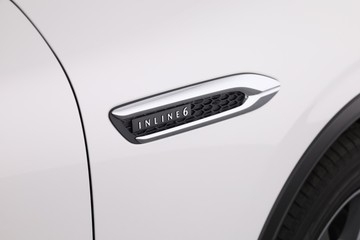 https://dvg-vehicle-assets.s3.amazonaws.com/C002609/bmvr4ptj5nmt6khyr9daswzz9.jpg