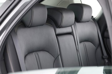 https://dvg-vehicle-assets.s3.amazonaws.com/C002610/cp4zbjc17ywy3975to200r0uz.jpg