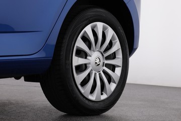 https://dvg-vehicle-assets.s3.amazonaws.com/C002623/798jiutdb4d6ss3eq8csi2rxi.jpg