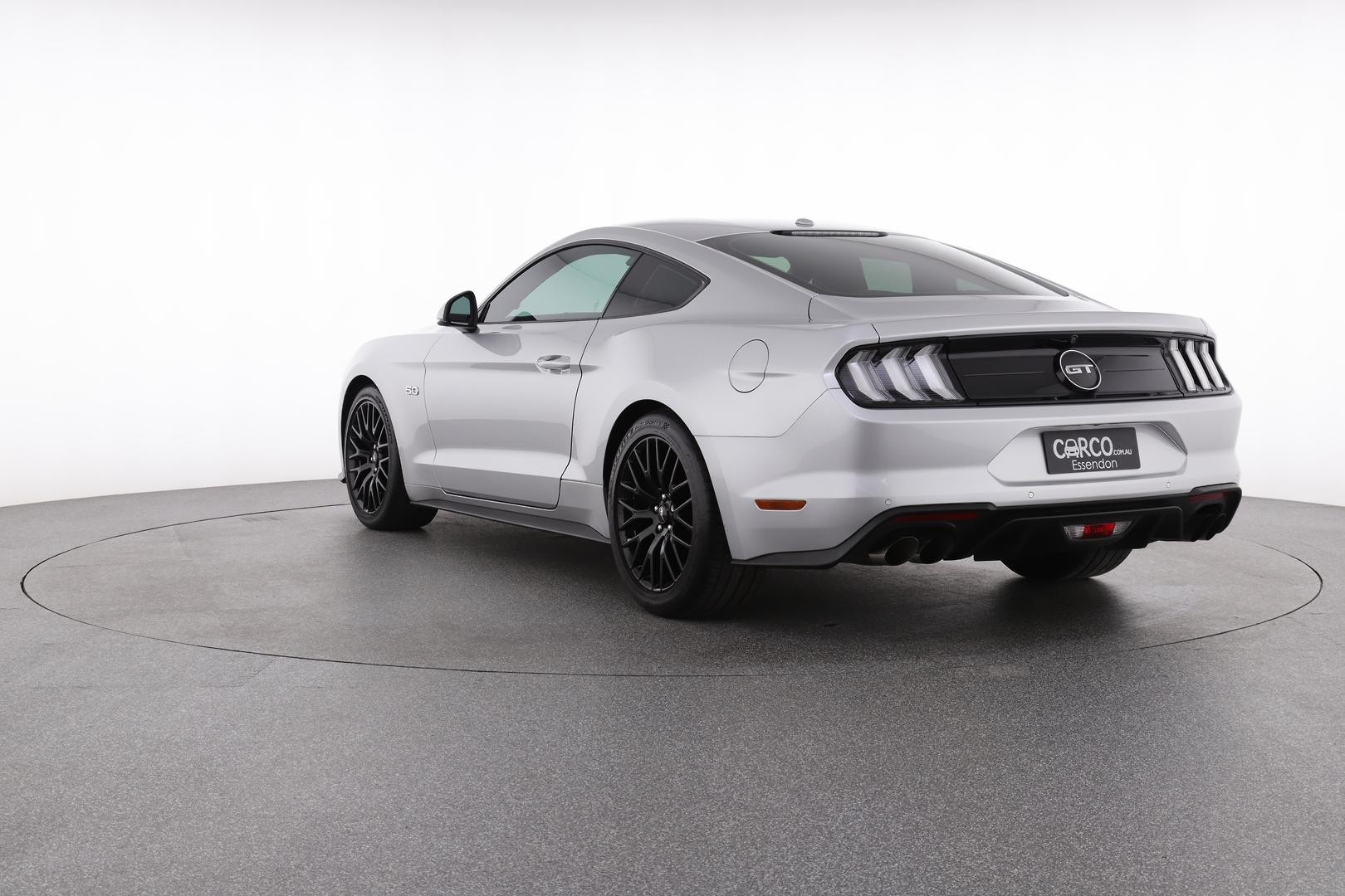 Ford Mustang image 3