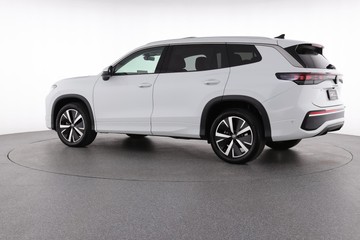 https://dvg-vehicle-assets.s3.amazonaws.com/C002643/3lvjdef3d3eabqpj87u16lywt.jpg
