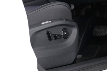 https://dvg-vehicle-assets.s3.amazonaws.com/C002643/53utrobm6ie0l3du85bfwvnx.jpg