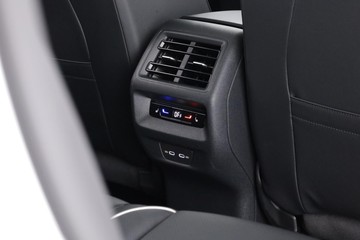https://dvg-vehicle-assets.s3.amazonaws.com/C002643/7natvlkzbzf5xtoipmodaipni.jpg