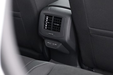 https://dvg-vehicle-assets.s3.amazonaws.com/C002645/1xqqhnoswv19k702u8otp3aqj.jpg