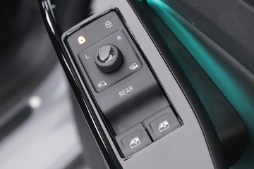 https://dvg-vehicle-assets.s3.amazonaws.com/C002647/7gbzda94nu1zlpg329wxyeck4.jpg