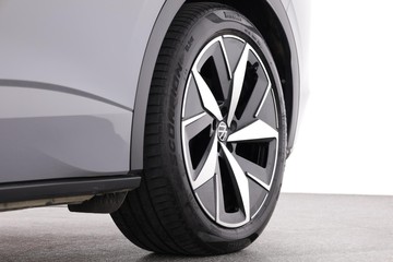 https://dvg-vehicle-assets.s3.amazonaws.com/C002647/98e6e6wjskercphympws84ys3.jpg