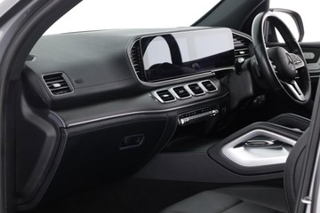 https://dvg-vehicle-assets.s3.amazonaws.com/C002652/epc5qnhp93pb7iolbge9w42ip.jpg