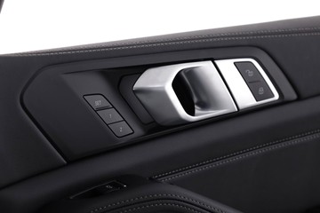https://dvg-vehicle-assets.s3.amazonaws.com/C002653/9rgwe01xrke1kc6mg1ci6cj9l.jpg