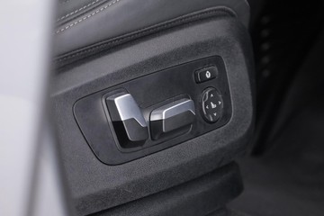 https://dvg-vehicle-assets.s3.amazonaws.com/C002653/bherqtf75bf1v2w7m2w33aykg.jpg