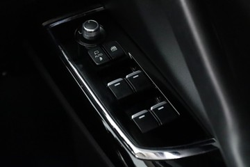 https://dvg-vehicle-assets.s3.amazonaws.com/C002694/5u6w4y82on5kqtsaphhqq3g62.jpg