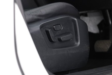 https://dvg-vehicle-assets.s3.amazonaws.com/C002694/ehwdsfcvhkyw9vvpws7tj1uze.jpg