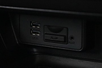 https://dvg-vehicle-assets.s3.amazonaws.com/C002696/e7j92lkldqa9ychwemmpf7vid.jpg