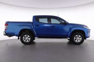 https://dvg-vehicle-assets.s3.amazonaws.com/C002698/5folhrrfa02bu95szkhuygked.jpg