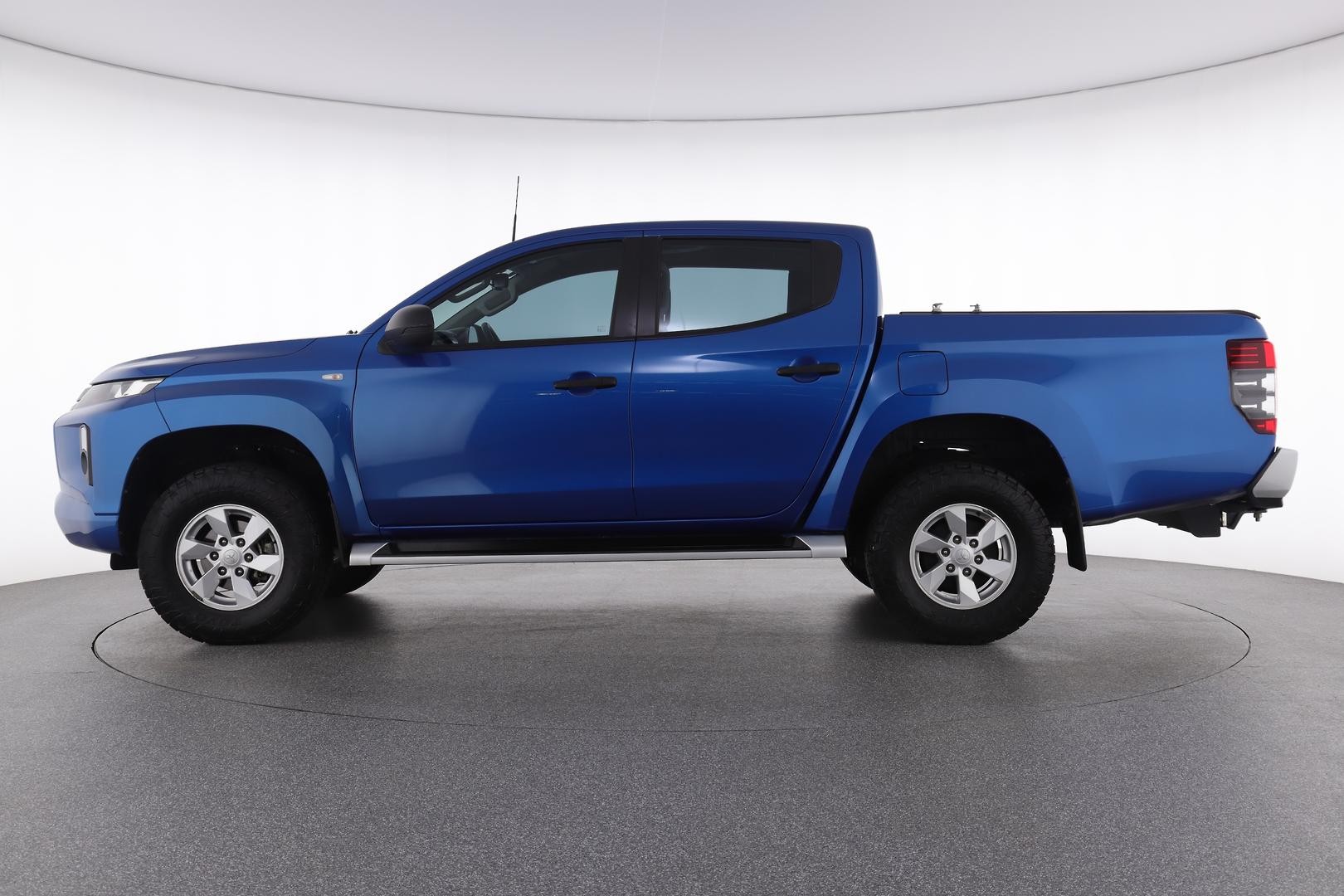 Mitsubishi Triton image 3