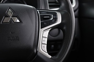 https://dvg-vehicle-assets.s3.amazonaws.com/C002698/7qfex3fmfo275d5au3f0ova0b.jpg