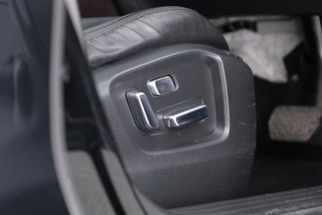 https://dvg-vehicle-assets.s3.amazonaws.com/C002703/6i3mt8ae8p7nlfjf79lq52r1q.jpg