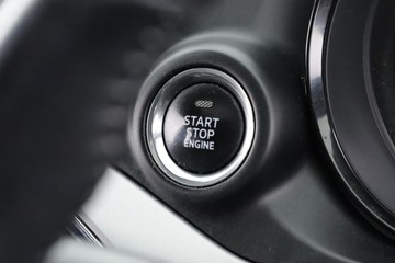 https://dvg-vehicle-assets.s3.amazonaws.com/C002703/8pqd3xnr7au737lyhux3fg97q.jpg