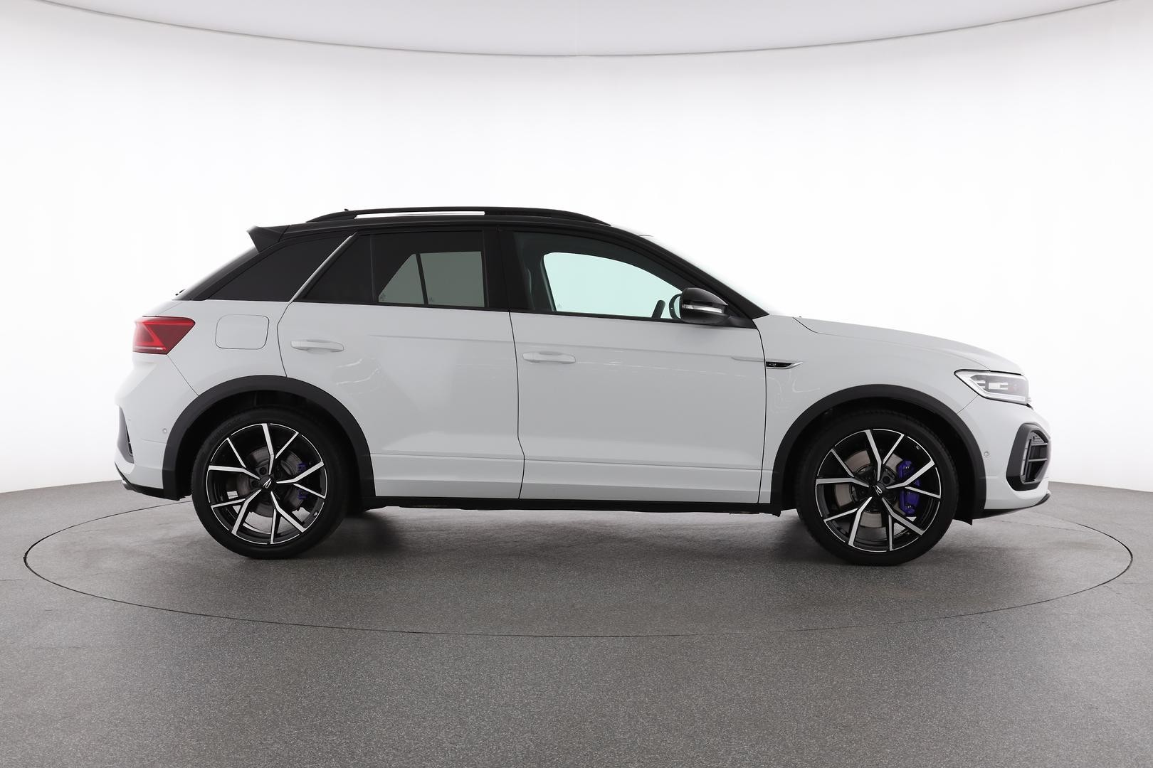 Volkswagen T-roc image 2