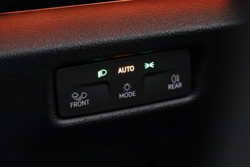 https://dvg-vehicle-assets.s3.amazonaws.com/C002714/8xp1ggg4zb9vrtmozg72cd391.jpg