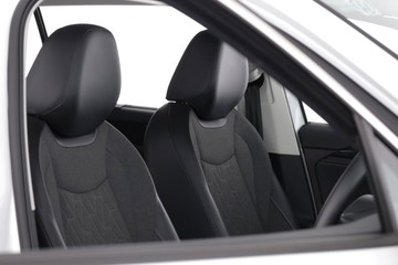 https://dvg-vehicle-assets.s3.amazonaws.com/C002715/2qz46fottx8z3gzr4kgrnaw3t.jpg