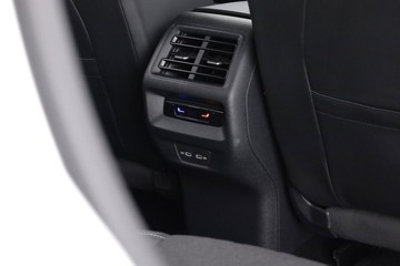 https://dvg-vehicle-assets.s3.amazonaws.com/C002715/e0huo5trhwpukwj1vkl06fvb3.jpg
