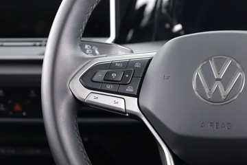 https://dvg-vehicle-assets.s3.amazonaws.com/C002717/1kioc7qtdhj0p2d25iu9llm63.jpg