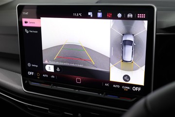 https://dvg-vehicle-assets.s3.amazonaws.com/C002717/2u94s8wqf4lclpd0grhczbuf.jpg
