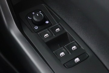 https://dvg-vehicle-assets.s3.amazonaws.com/C002720/1dcoo3sa0ux5u8gvuk9hxdpvv.jpg