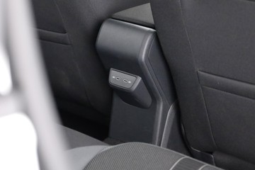 https://dvg-vehicle-assets.s3.amazonaws.com/C002720/5kmw95813gyw41wzdxfjnmww8.jpg