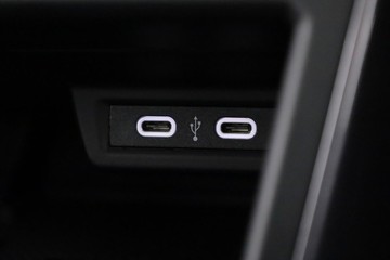 https://dvg-vehicle-assets.s3.amazonaws.com/C002720/c7vfujgn3flgz0nyz6ru9ojnu.jpg