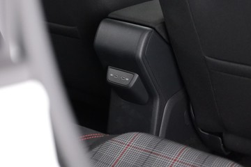 https://dvg-vehicle-assets.s3.amazonaws.com/C002721/5uu3dd8oajpbaa0zvhr3w0ape.jpg