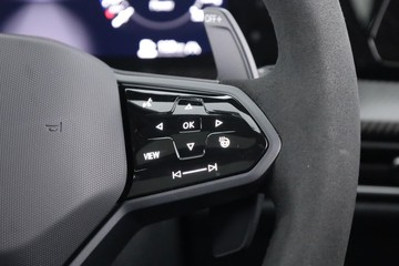 https://dvg-vehicle-assets.s3.amazonaws.com/C002727/agnuudno6eqv0ed5dwu9m30k7.jpg
