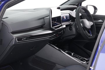 https://dvg-vehicle-assets.s3.amazonaws.com/C002727/db1lj22wggsx7w3p4omiih92y.jpg