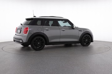 https://dvg-vehicle-assets.s3.amazonaws.com/C002737/1smt2j37zqdpa2sbn5pxujw3h.jpg