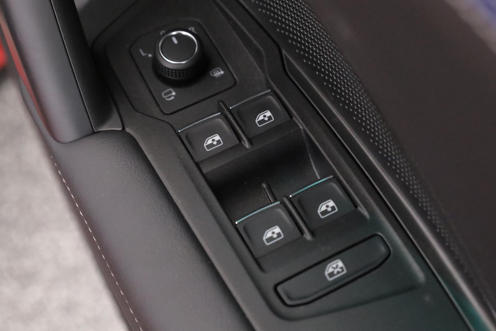 Volkswagen Tiguan image 4