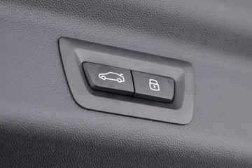 https://dvg-vehicle-assets.s3.amazonaws.com/C002761/57buj5gb5h49x20jfqql67pa5.jpg