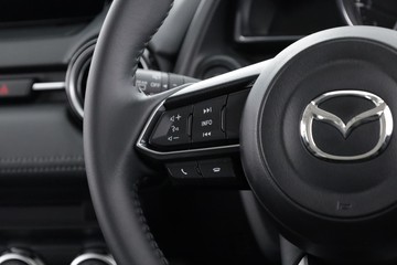 https://dvg-vehicle-assets.s3.amazonaws.com/C002775/3ju5sfxdgh1ncqn5e4ybedo8s.jpg