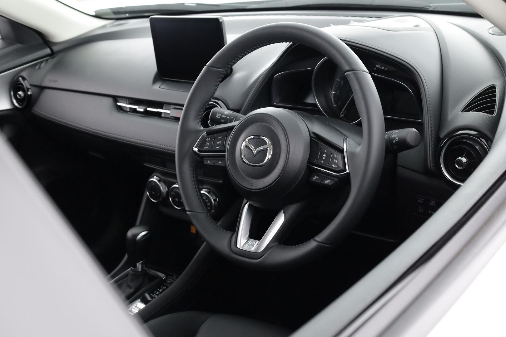Mazda Cx-3 image 4