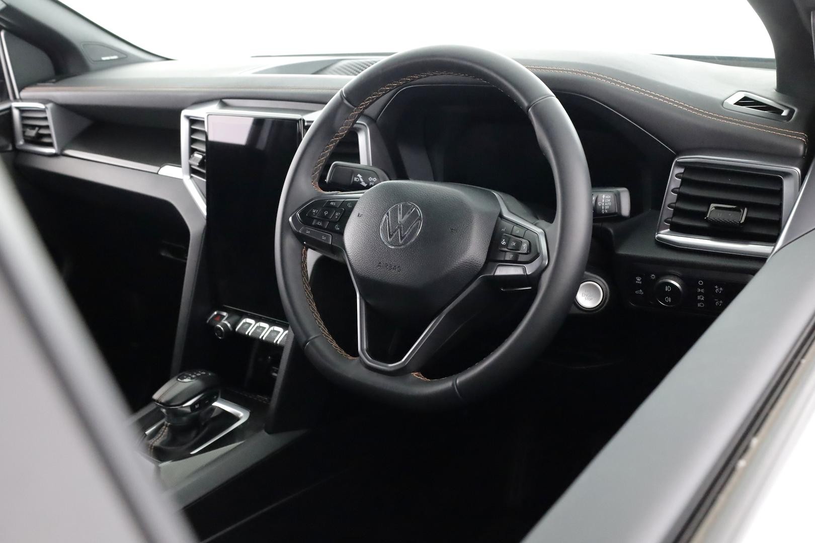 Volkswagen Amarok image 4