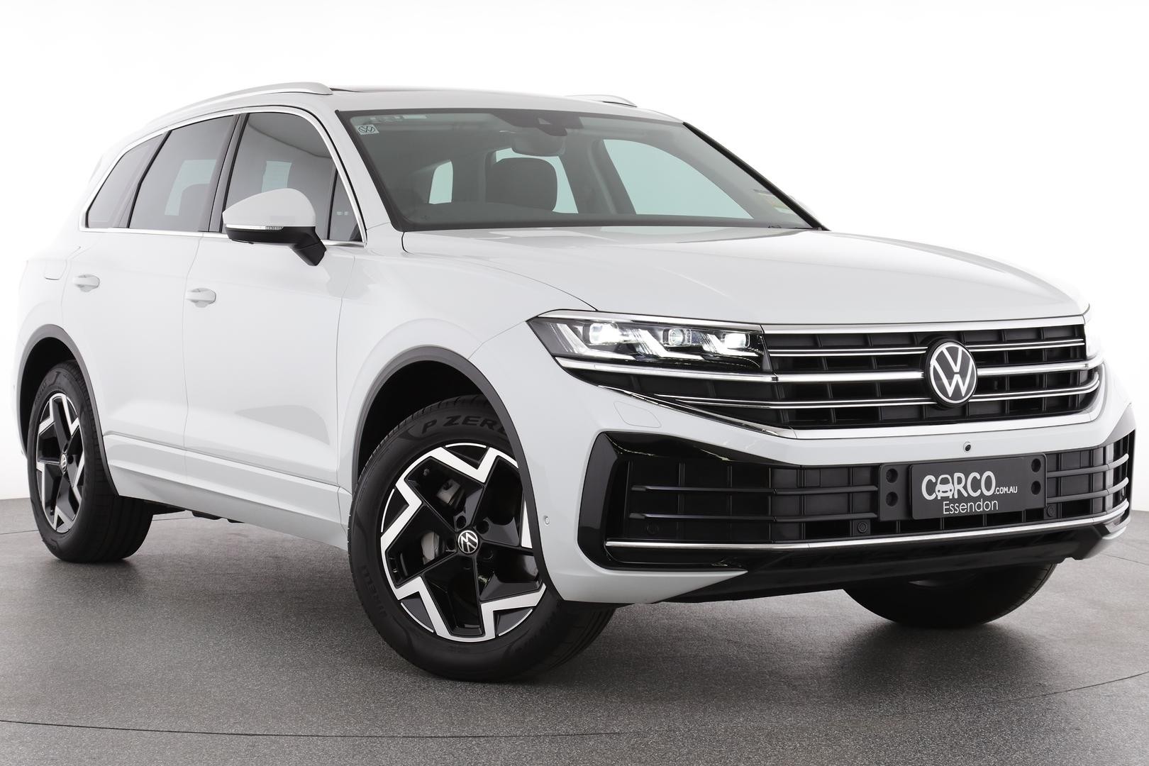 Volkswagen Touareg image 1
