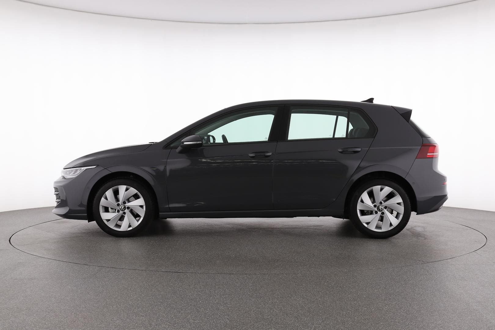 Volkswagen Golf image 3