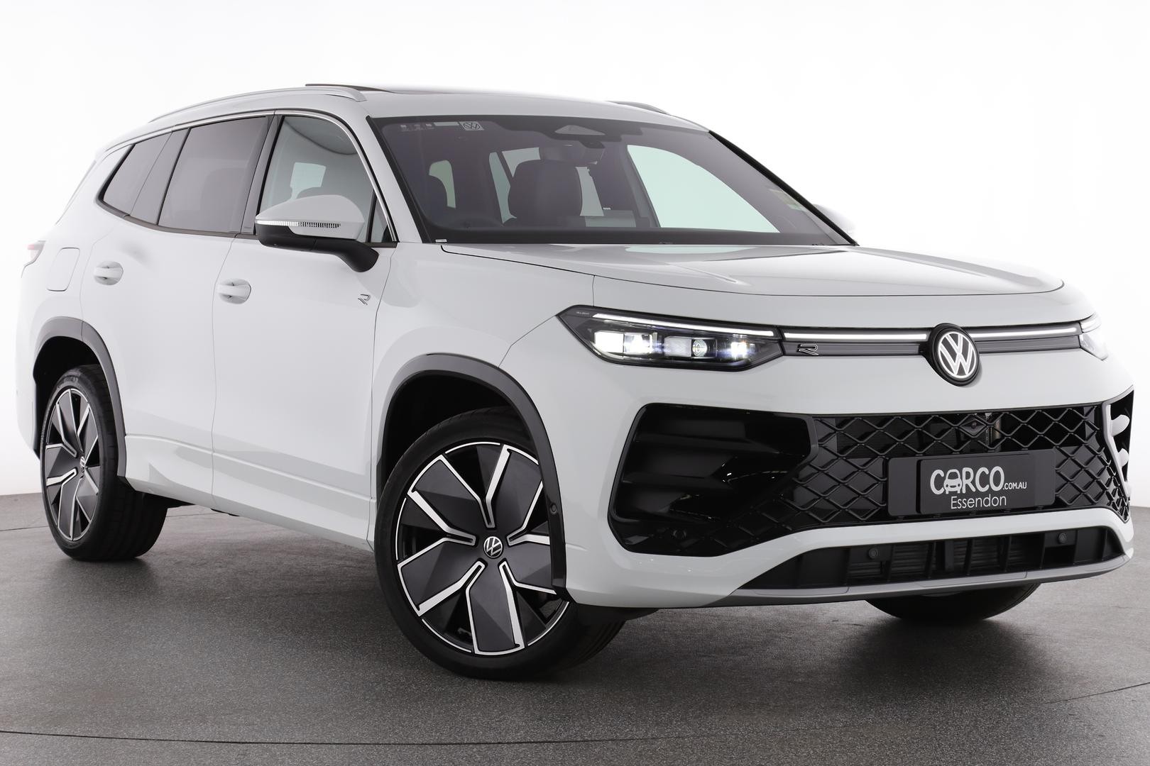 Volkswagen Tayron image 1