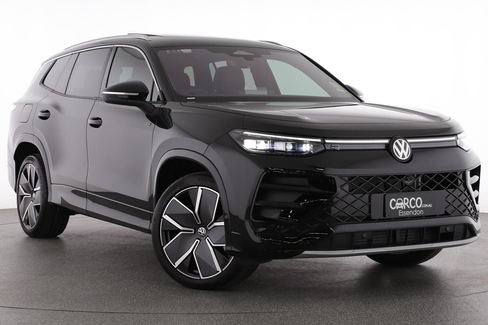 Volkswagen Tayron image 1