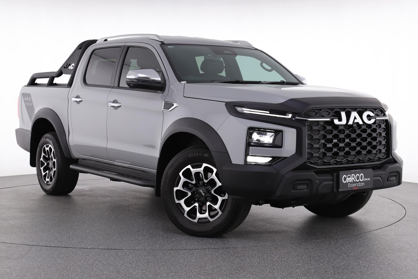 Jac T9 image 1