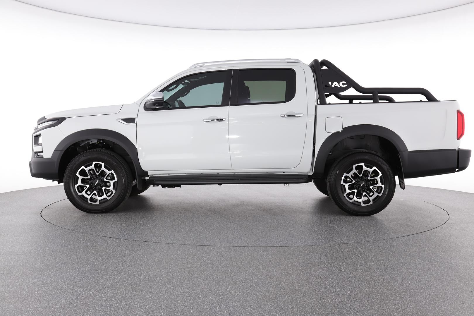 Jac T9 image 3