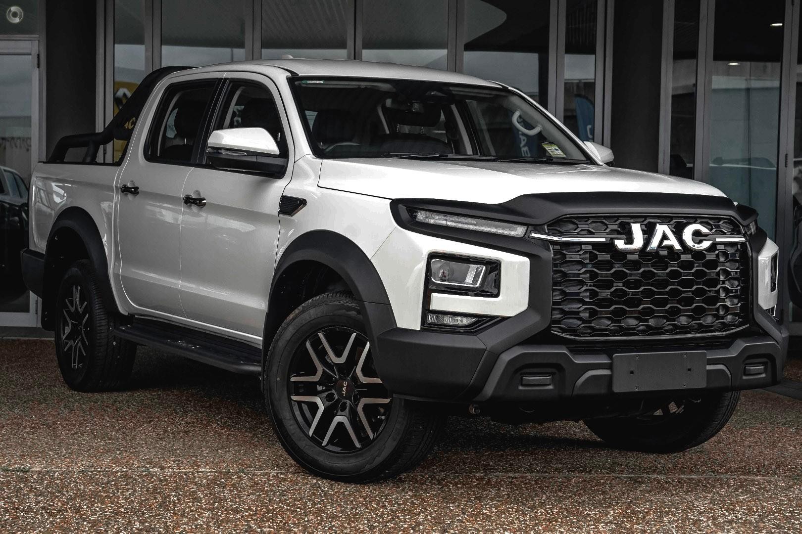 Jac T9 image 1