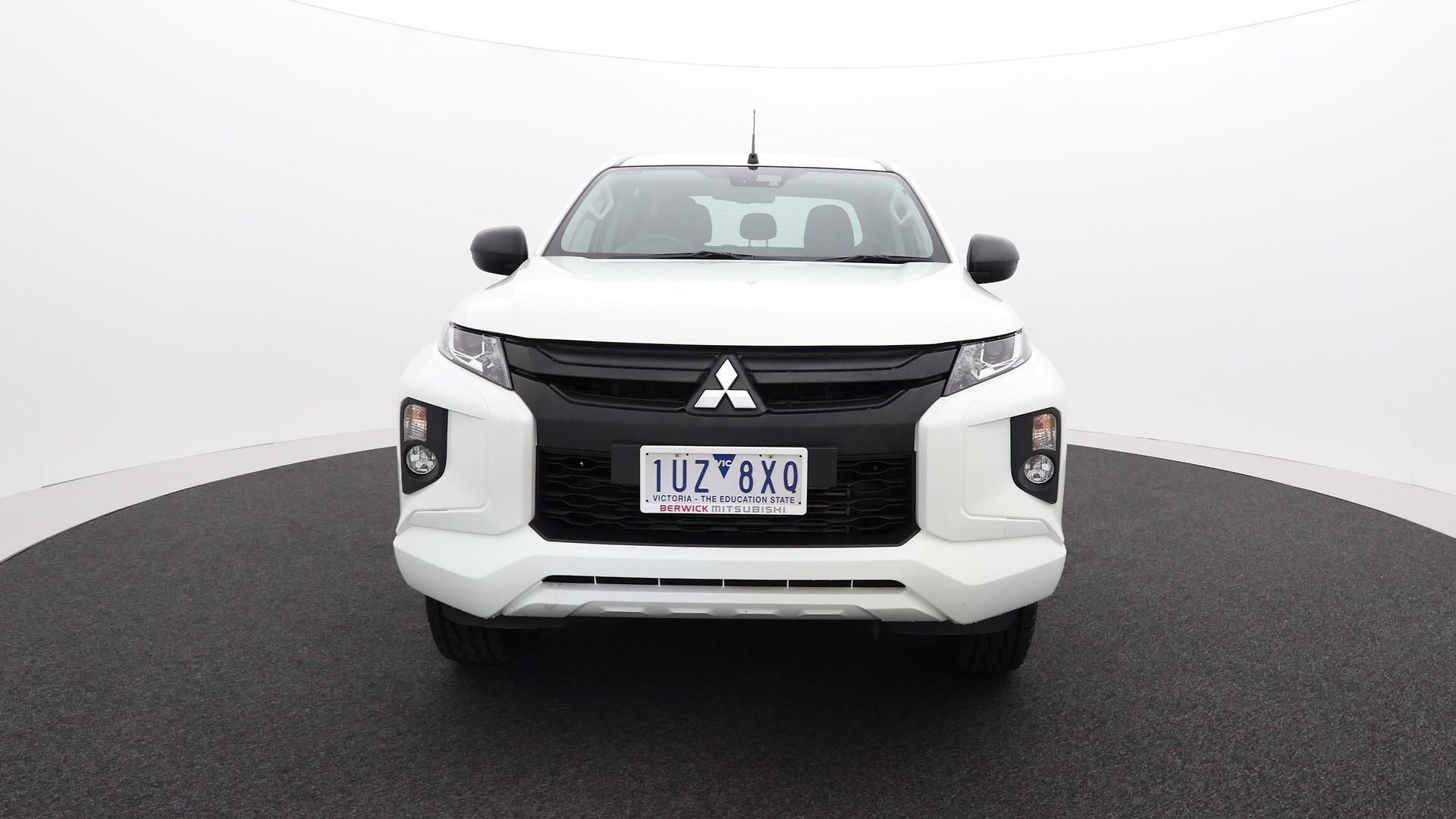 Mitsubishi Triton image 2